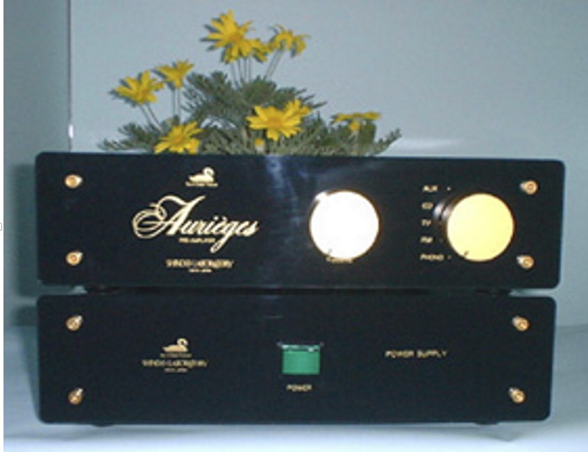 Shindo Aurièges Pre Amplifier 2001