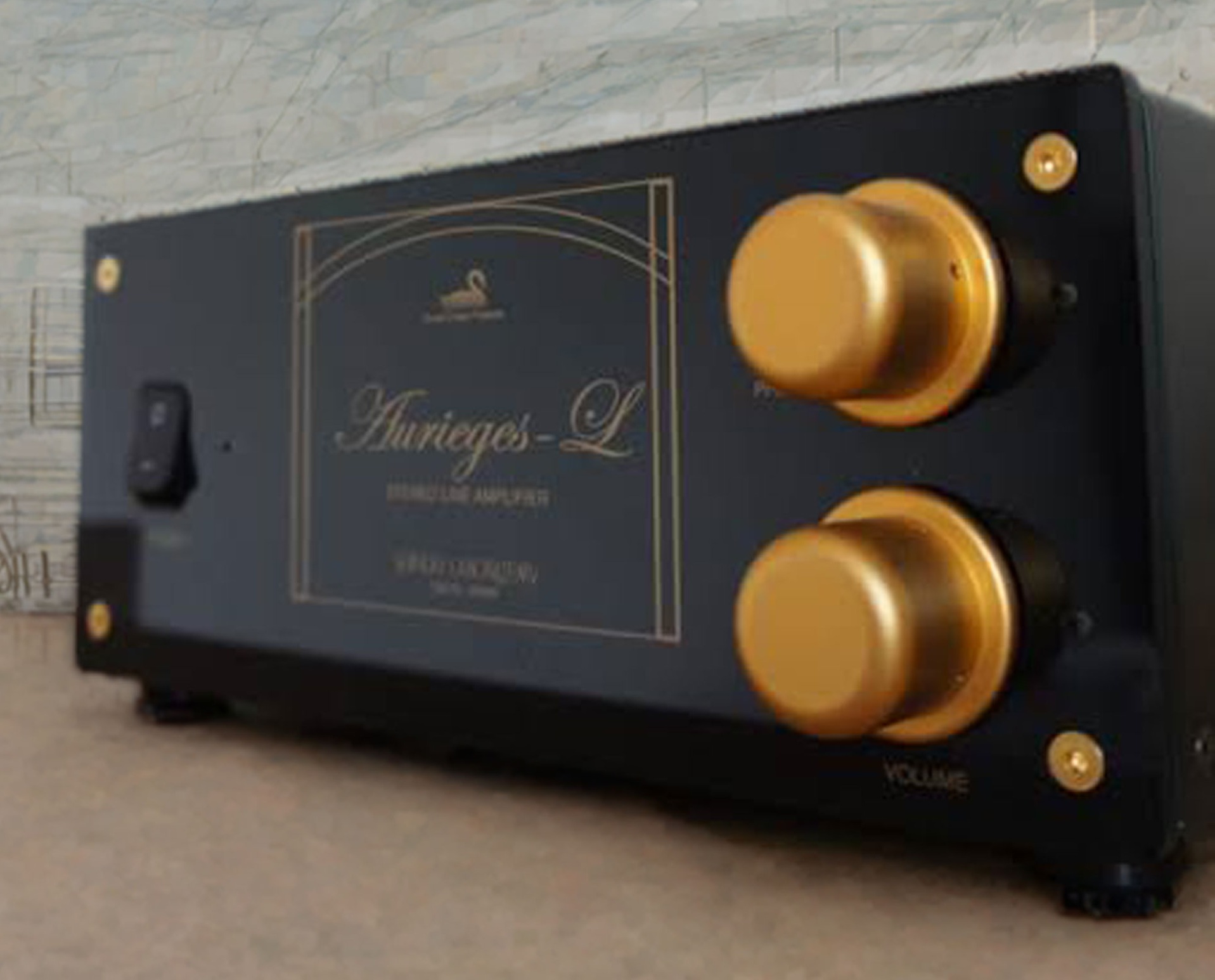 Shindo Aurièges L Pre Amplifier 2011