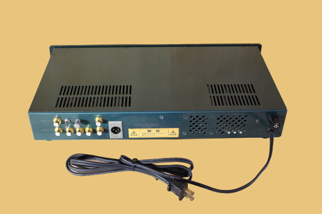 Shindo Catherine Pre Amplifier