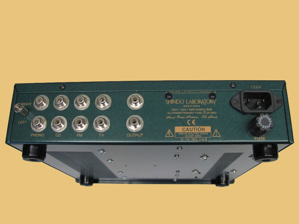 Shindo Aurièges L Pre Amplifier 2006