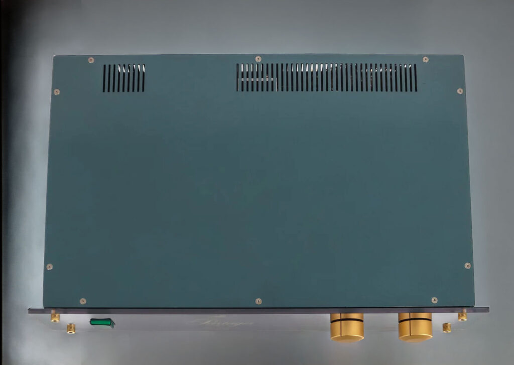Shindo Partager Pre Amplifier 2001